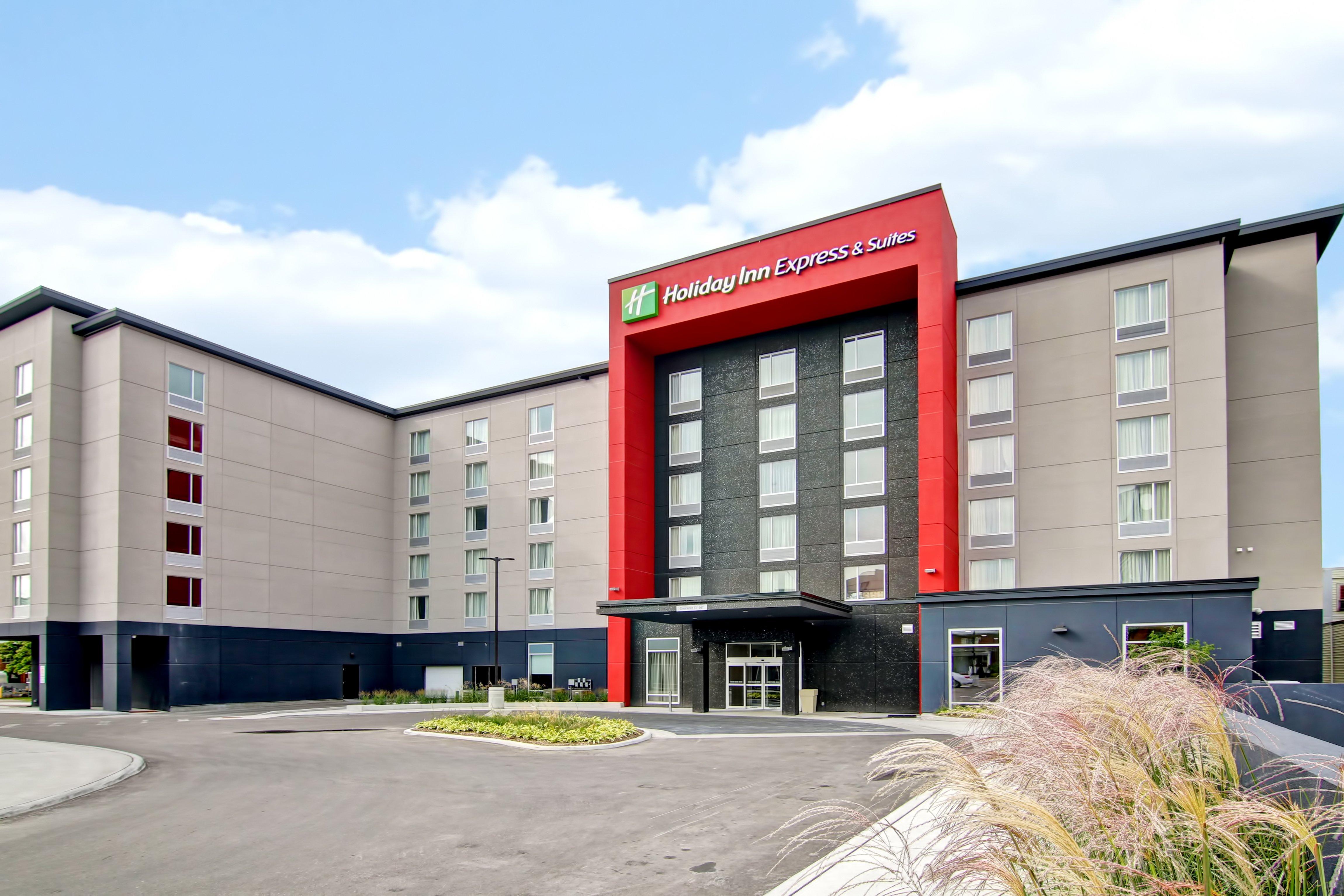 Holiday Inn Express & Suites Oshawa Downtown - Toronto Area By Ihg Buitenkant foto
