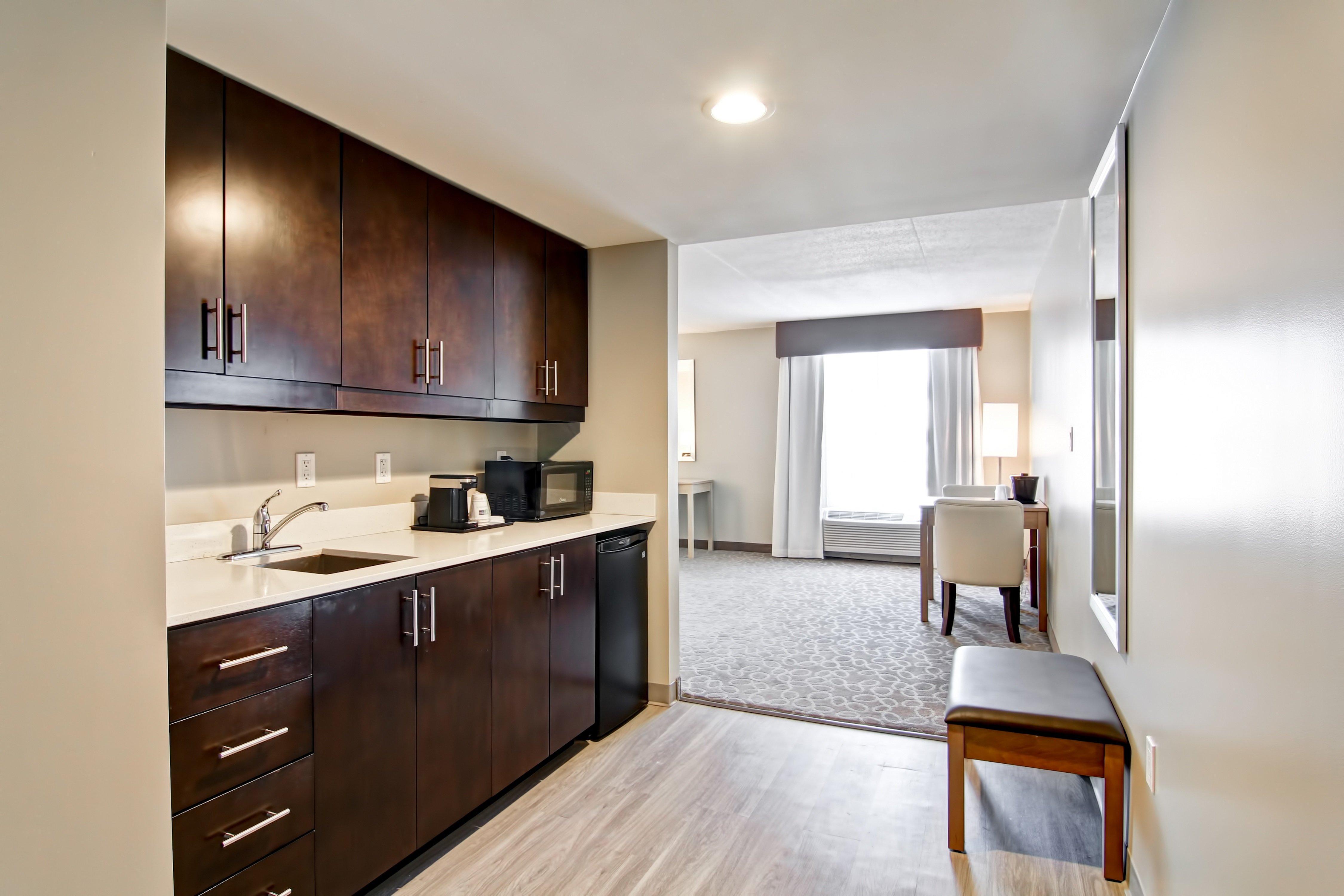 Holiday Inn Express & Suites Oshawa Downtown - Toronto Area By Ihg Buitenkant foto