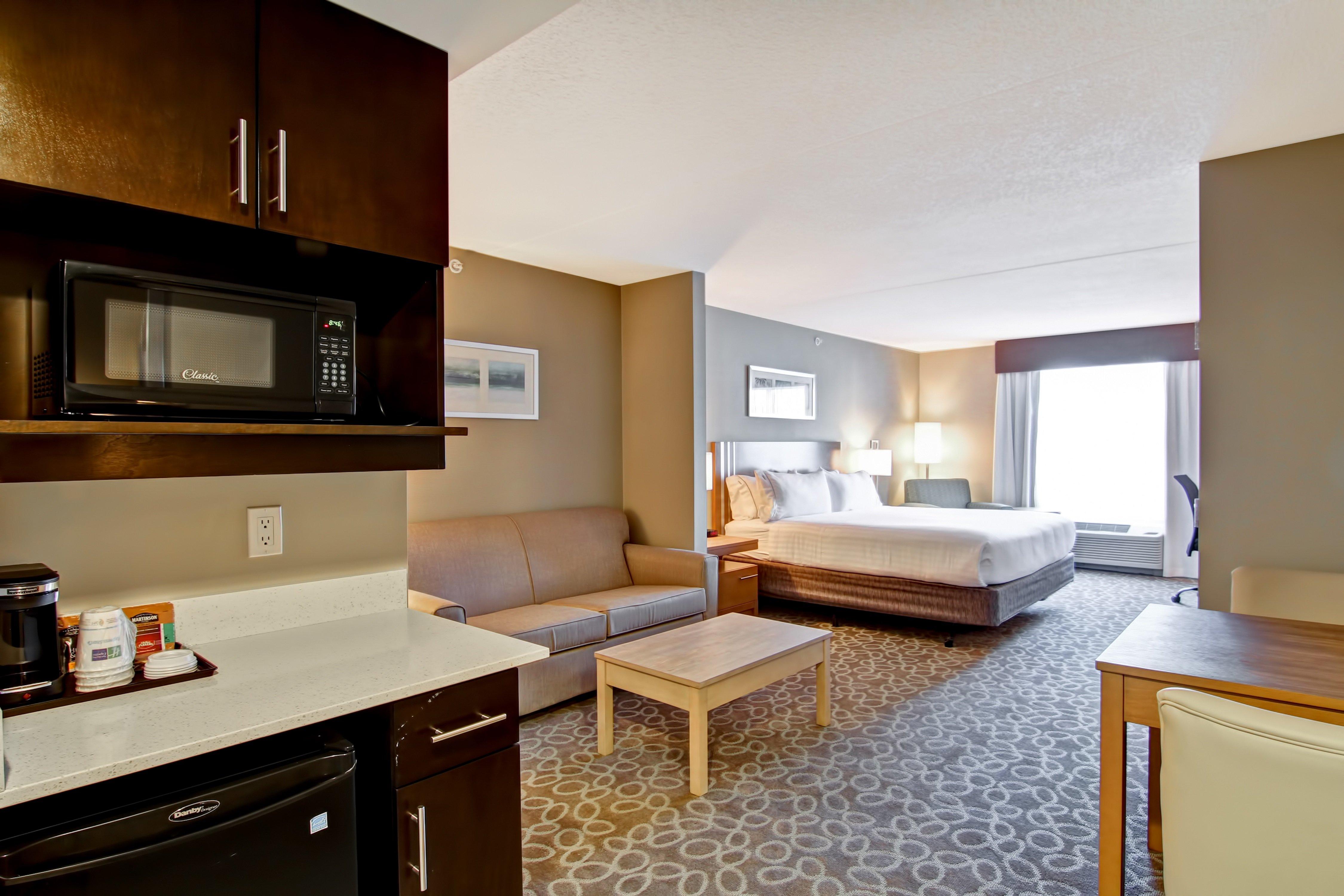 Holiday Inn Express & Suites Oshawa Downtown - Toronto Area By Ihg Buitenkant foto